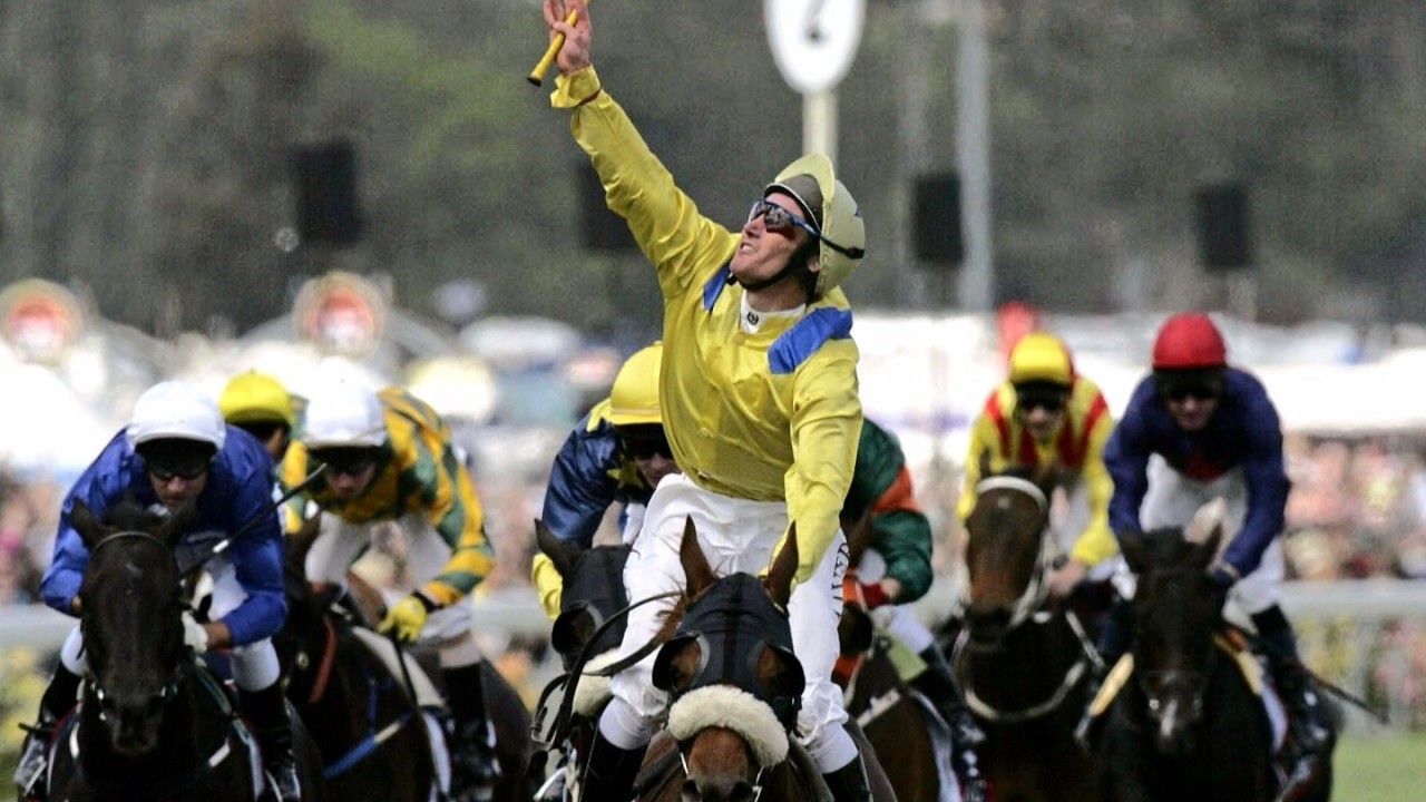 Damien Oliver seeks recordequalling fourth Melbourne Cup on Mustajeer Horse Racing News