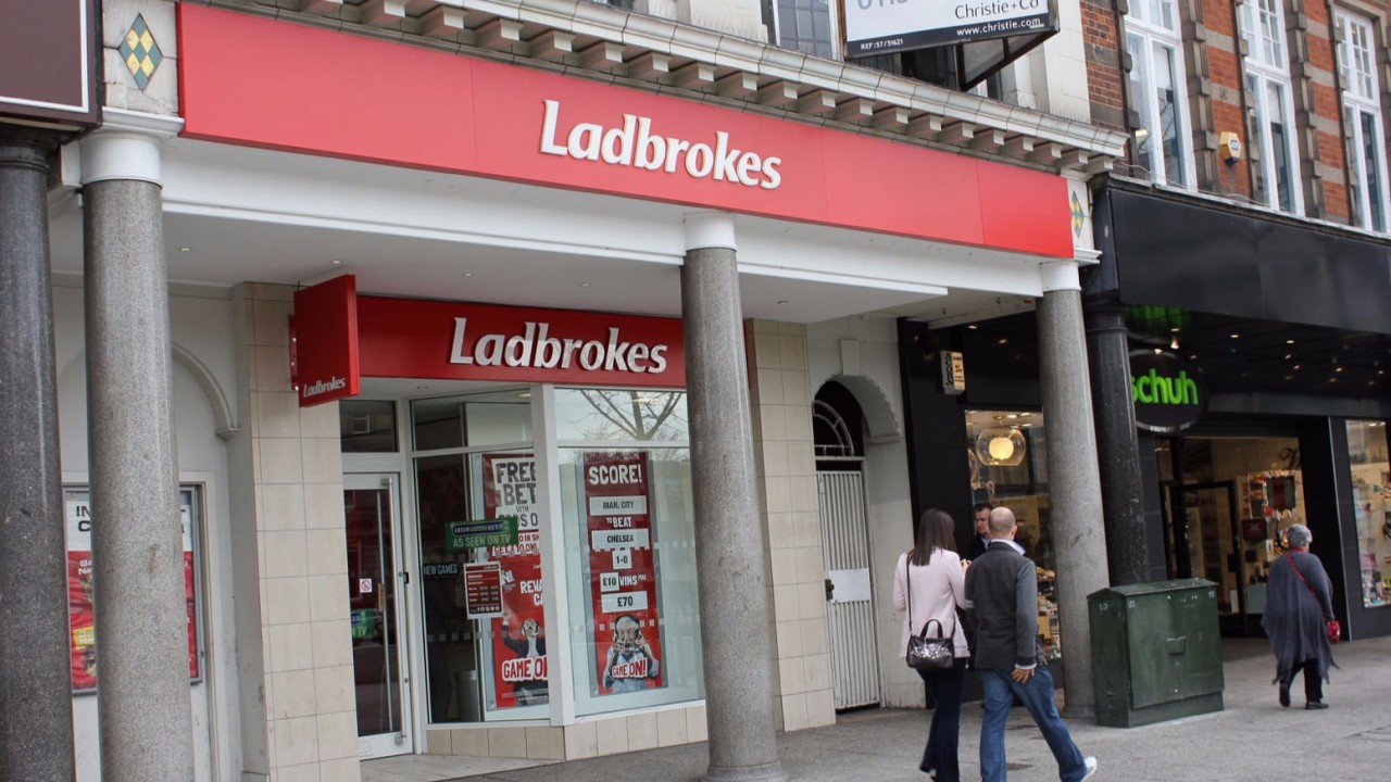 How to place a bet in ladbrokes shop opening How to place a bet in ladbrokes shop opening