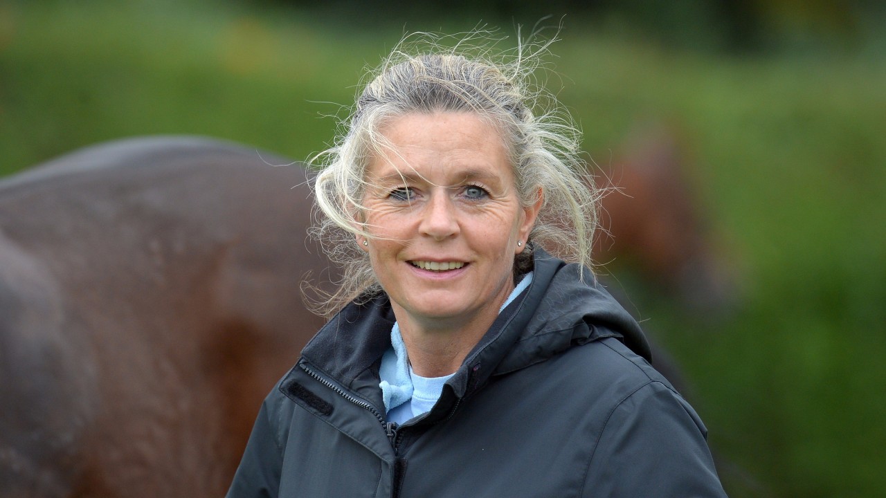 Williamson distraught after Mighty Zip loses race at Chelmsford Horse