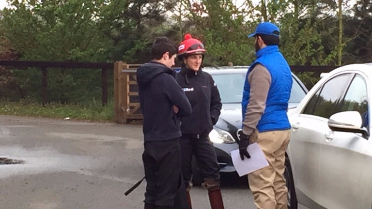 Saeed Bin Suroor (right) talks to Oisin Murphy (left) and Josephine Gordon