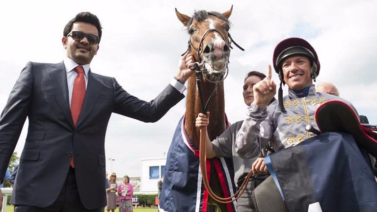 Sheikh Joaan Al Thani and Frankie Dettori with 2014 Lockinge winner Olympic Glory