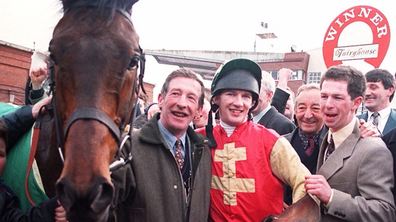Giant of jump racing Tommy Carberry dies aged 75 Horse Racing News