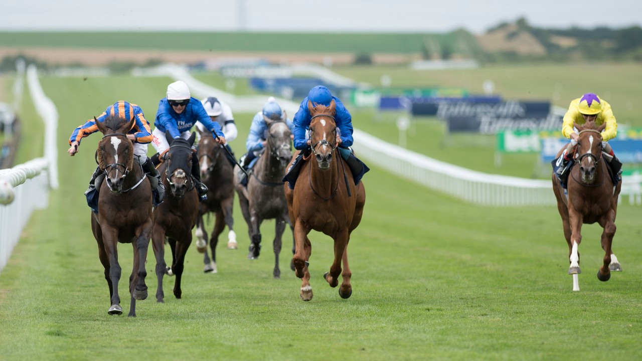 Roly Poly beats Wuheida in the Falmouth Stakes