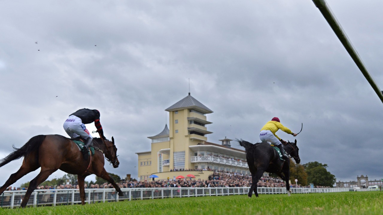 Towcester Racecourse Split With The Rca 13 Years Ago Towcester Racecourse Split With The Rca 13 Years Ago