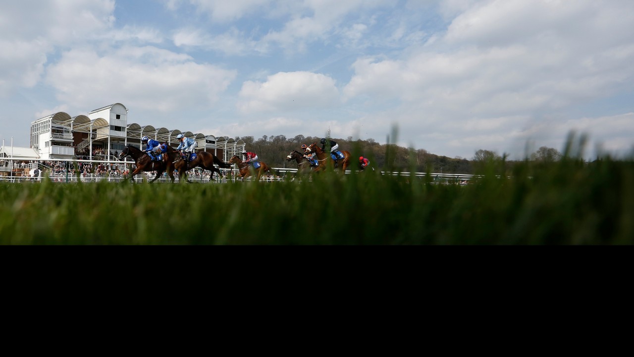 Three Degrees Of Separation So Close >> Three Degrees Of Separation On Cards As Nottingham Maiden Proves So Three Degrees Of Separation So Close >> Three Degrees Of Separation On Cards As Nottingham Maiden Proves So