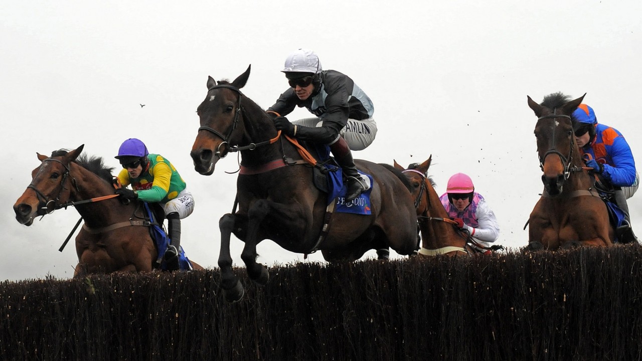 Horses for courses who has proven form on the Old and who favours the