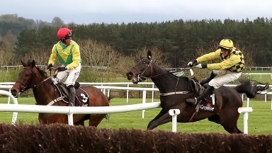 Al Boum Photo (Paul Townend) veers right off course taking out Finian's Oscar (red cap)