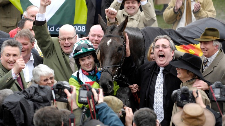 Harry Findlay (second right) roars to the crowd after Denman's Gold Cup victory in 2008