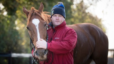 Gordon Elliott and Samcro.Cullentra House Stables.Photo: Patrick McCann/Racing Post 17.10.2018