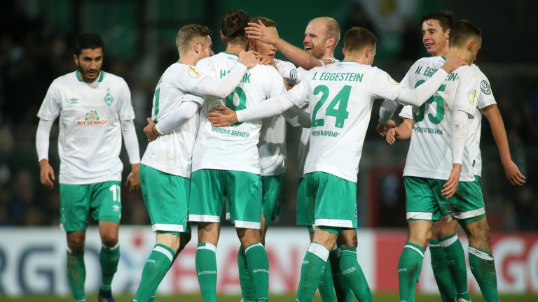 Werder Bremen celebrate a Martin Harnik goal