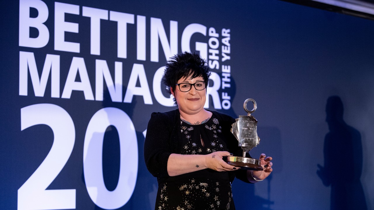 Betting shop manager of the year 2022 winner blanqueo bitcoins news