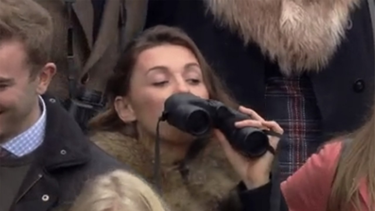 horse racing binoculars