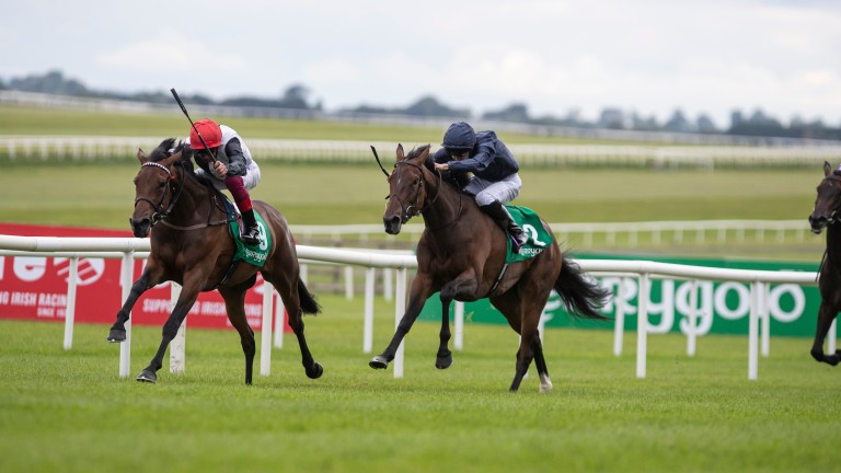 Star Catcher fends off the challenge of runner-up Fleeting