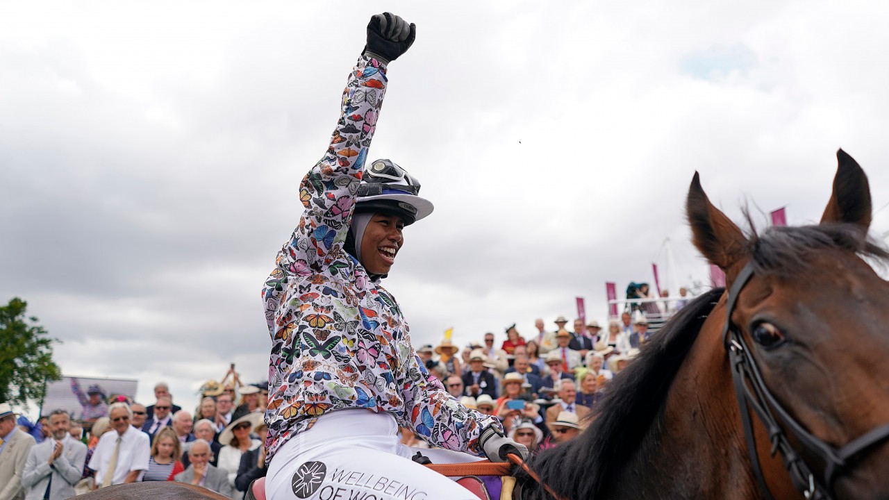 Képtalálat a következőre: „khadijah horse race”