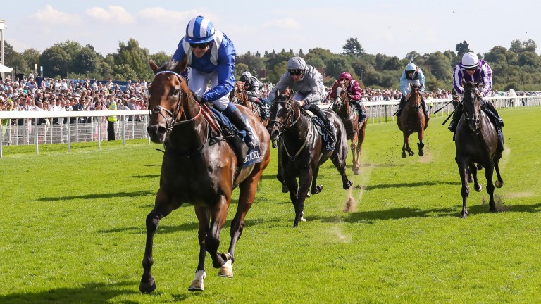 Battaash blitzes clear under Jim Crowley