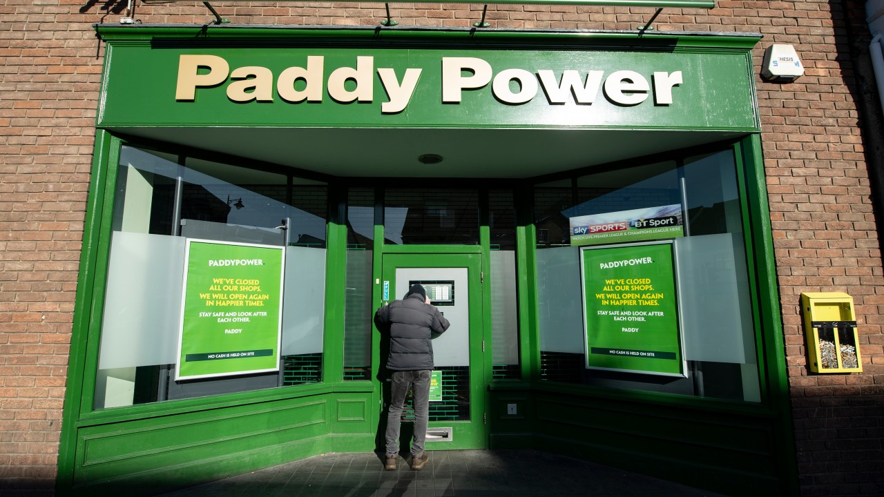 Samvo betting shops uk orari corriere bettolle arezzo place