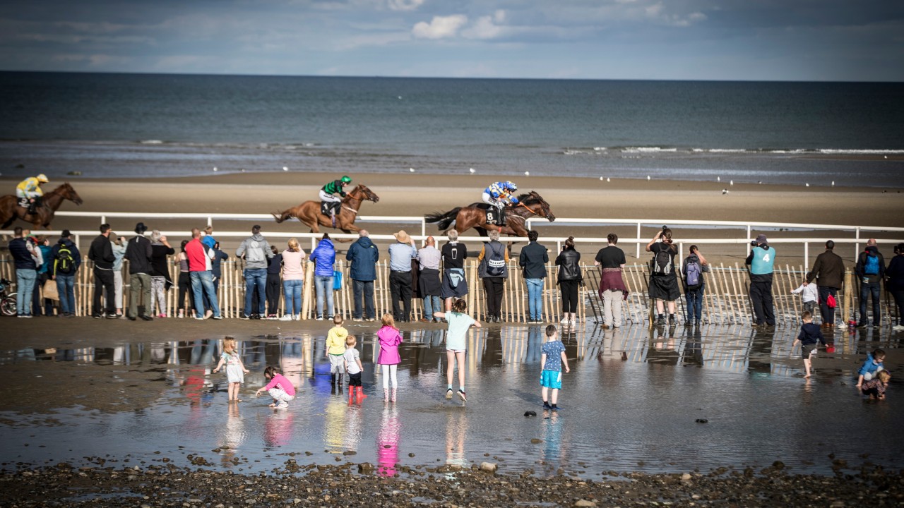 Laytown Rescheduled For November After Concerns Over Implementing Covid Rules Horse Racing News Racing Post Laytown Rescheduled For November After Concerns Over Implementing Covid Rules Horse Racing News Racing Post