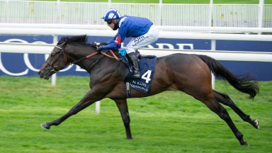 Minzaal wins the Gimcrack Stakes