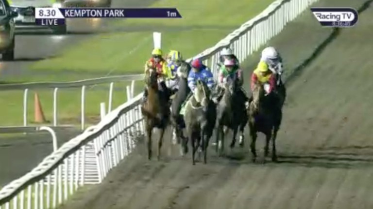 In her efforts to do so, she tightens up Saffie Osborne on favourite Poet's Eye (blue and yellow)