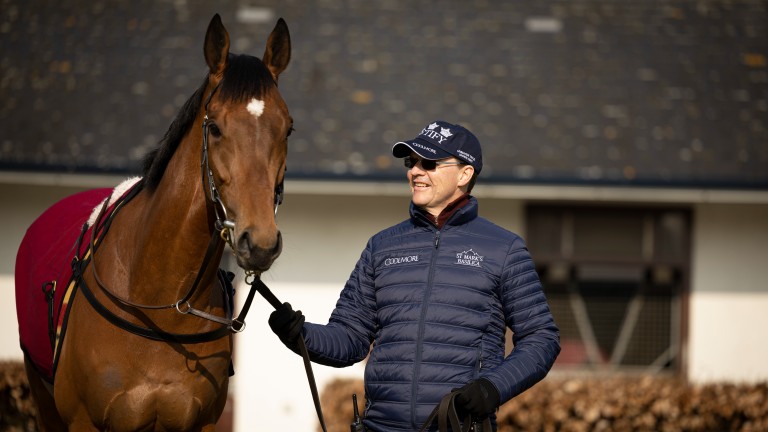 Luxemburgo y Aidan O'Brien en su casa de Baldwell