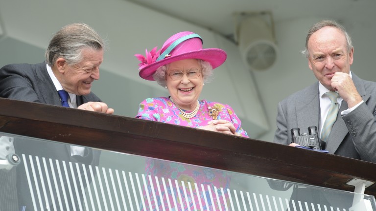 TBA chairman Julian Richmond-Watson (right) with the Queen and Sir Michael Oswald